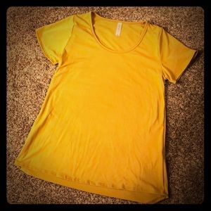Lularoe Classic Tee